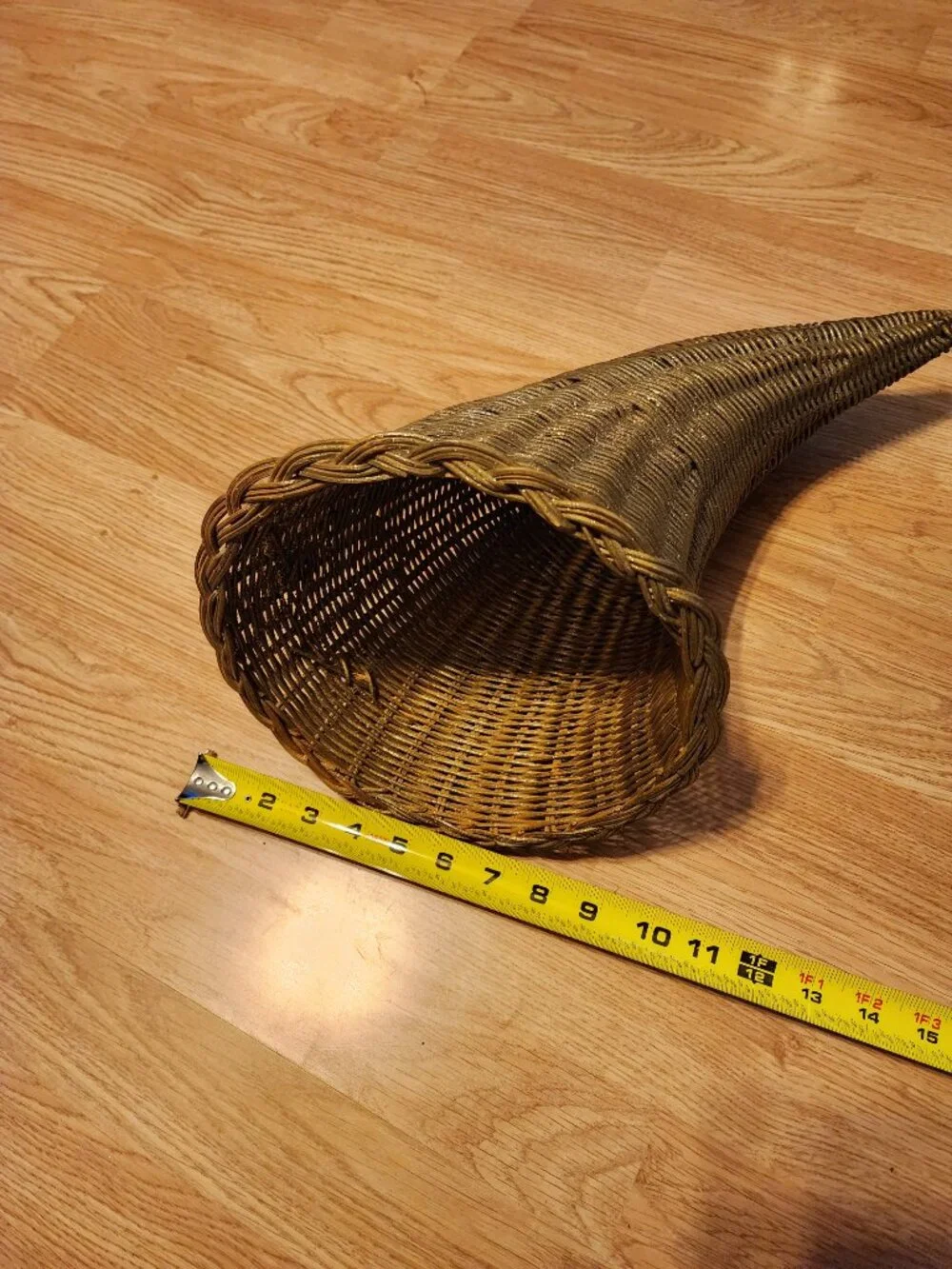 Large Cornucopia Horn of Plenty Woven Vine Basket Fall Thanksgiving 17” Long EUC